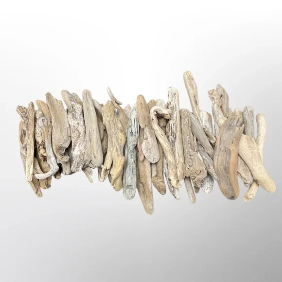 Oregon Coast Driftwood Bundle of 50 Pieces (4 Inches to 6 Inches) - Picture 1 of 14